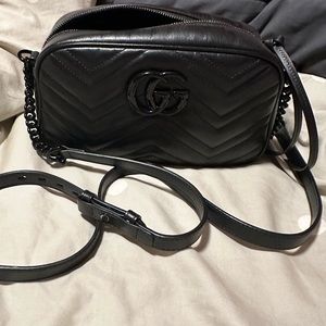 GG Marmont small shoulder bag